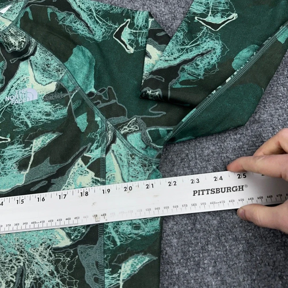 The North Face Winter Warm Essential Crew Mens L Green Lichen Camo‎ Base Layer